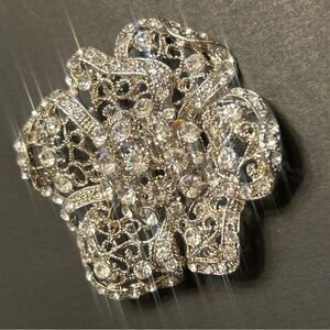 Vintage Style Rhinestone Brooch